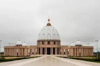 Basilique Notre Dame de la Paix Yakro
